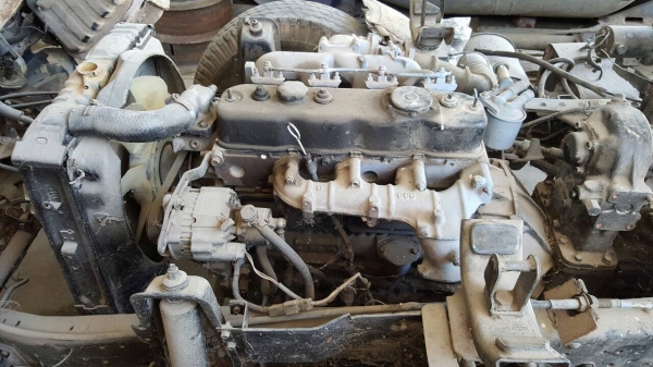 ขาย รถโม่ปูน 2.5 คิว 6 ล้อ ISUZU NKR ไม่มีทะเบียน เครื่อง 4BE1 110 แรงม้า คัสซีสวยตลอดเส้น ปั้มล่างเสียให้ไปซ่อมเองครับ