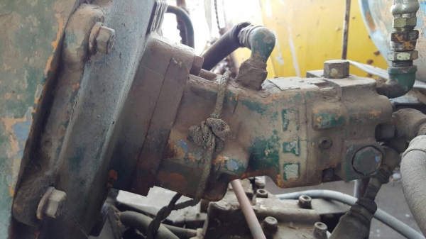 ขาย รถโม่ปูน 2.5 คิว 6 ล้อ ISUZU NKR ไม่มีทะเบียน เครื่อง 4BE1 110 แรงม้า คัสซีสวยตลอดเส้น ปั้มล่างเสียให้ไปซ่อมเองครับ