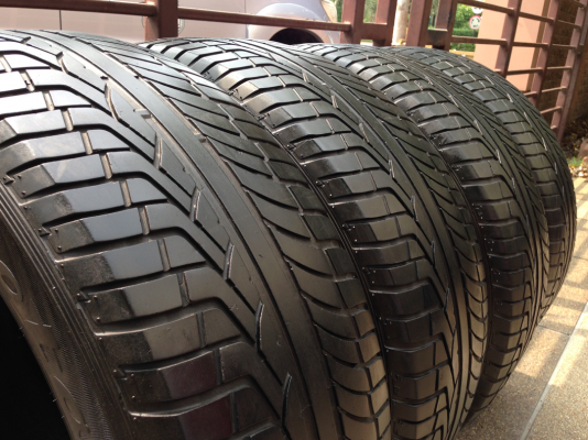 ยาง Achilles 265 60 18 ปี12 ดอกสวย พร้อมใช้งาน ราคาไม่แพง