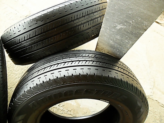 ยางกระบะขอบ15  บริดสโตน205-70-R15ลงพื้นปี15 (4เส้น3,800)