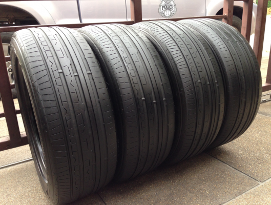 ยาง Nitto 225 55 17 ปี12 ดอกเต็ม พร้อมใช้งาน ราคาไม่แพง