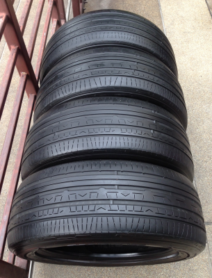 ยาง Nitto 225 55 17 ปี12 ดอกเต็ม พร้อมใช้งาน ราคาไม่แพง