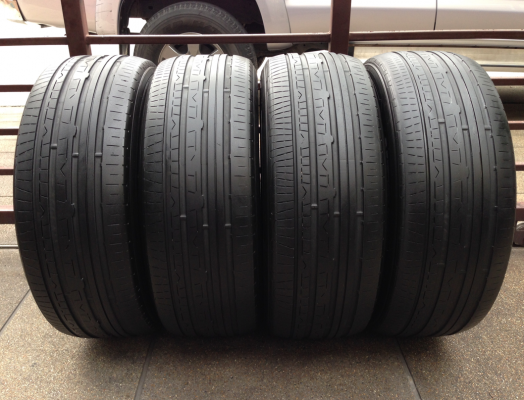 ยาง Nitto 225 55 17 ปี12 ดอกเต็ม พร้อมใช้งาน ราคาไม่แพง