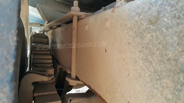 รถบรรทุก10 ล้อหัวยาว ยี่ห้อ NISSAN   ขายเฉพาะแซซซีและหัว