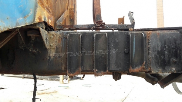 รถบรรทุก10 ล้อหัวยาว ยี่ห้อ NISSAN   ขายเฉพาะแซซซีและหัว