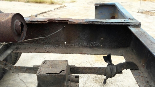 รถบรรทุก10 ล้อหัวยาว ยี่ห้อ NISSAN   ขายเฉพาะแซซซีและหัว