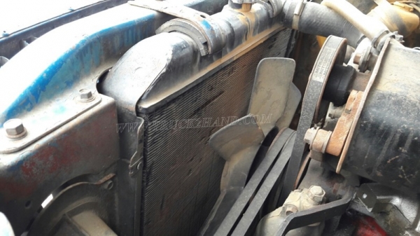 รถบรรทุก10 ล้อหัวยาว ยี่ห้อ NISSAN   ขายเฉพาะแซซซีและหัว