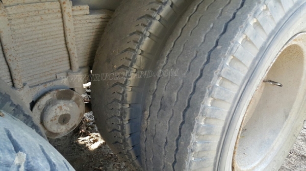 รถบรรทุก10 ล้อหัวยาว ยี่ห้อ NISSAN   ขายเฉพาะแซซซีและหัว