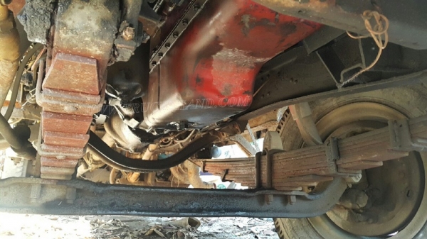 รถบรรทุก10 ล้อหัวยาว ยี่ห้อ NISSAN   ขายเฉพาะแซซซีและหัว