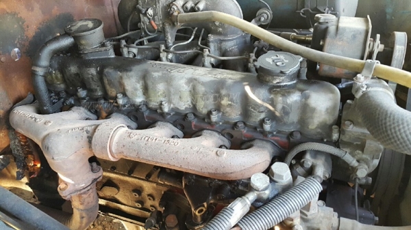 รถบรรทุก10 ล้อหัวยาว ยี่ห้อ NISSAN   ขายเฉพาะแซซซีและหัว