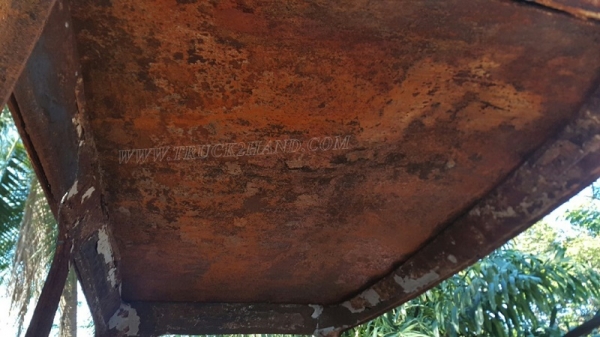 รถบรรทุก10 ล้อหัวยาว ยี่ห้อ NISSAN   ขายเฉพาะแซซซีและหัว