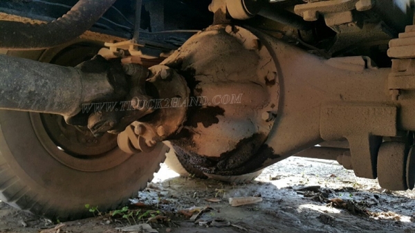 รถบรรทุก10 ล้อหัวยาว ยี่ห้อ NISSAN   ขายเฉพาะแซซซีและหัว