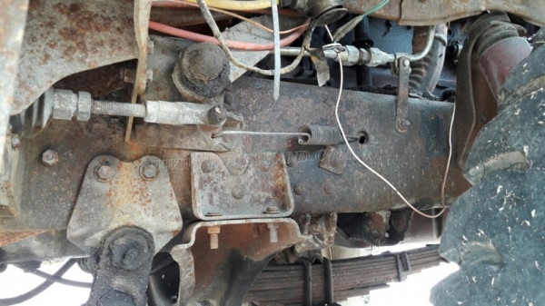 รถบรรทุก10 ล้อหัวยาว ยี่ห้อ NISSAN   ขายเฉพาะแซซซีและหัว