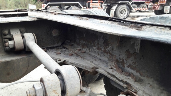 รถบรรทุก10 ล้อหัวยาว ยี่ห้อ NISSAN   ขายเฉพาะแซซซีและหัว