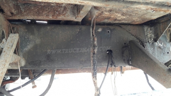 รถบรรทุก10 ล้อหัวยาว ยี่ห้อ NISSAN   ขายเฉพาะแซซซีและหัว