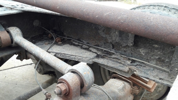 รถบรรทุก10 ล้อหัวยาว ยี่ห้อ NISSAN   ขายเฉพาะแซซซีและหัว