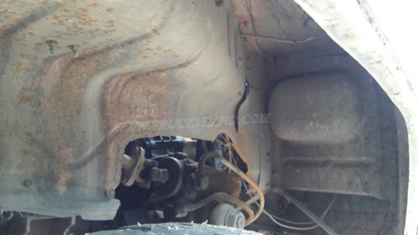 รถบรรทุก10 ล้อหัวยาว ยี่ห้อ NISSAN   ขายเฉพาะแซซซีและหัว