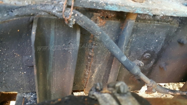 รถบรรทุก10 ล้อหัวยาว ยี่ห้อ NISSAN   ขายเฉพาะแซซซีและหัว