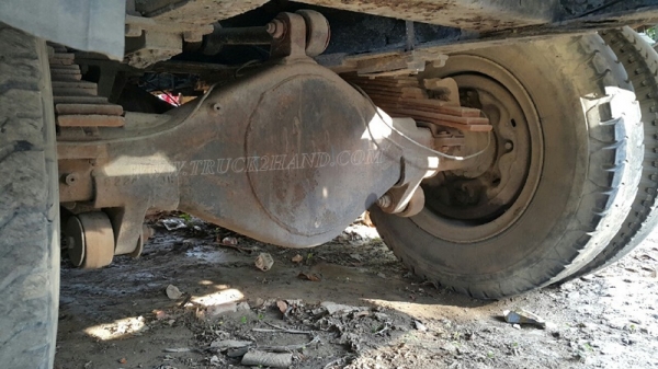 รถบรรทุก10 ล้อหัวยาว ยี่ห้อ NISSAN   ขายเฉพาะแซซซีและหัว