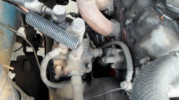 รถบรรทุก10 ล้อหัวยาว ยี่ห้อ NISSAN   ขายเฉพาะแซซซีและหัว