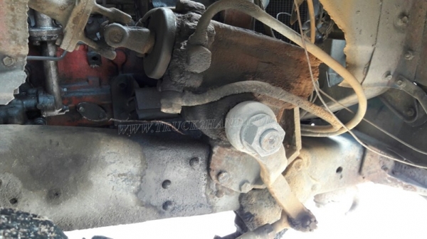 รถบรรทุก10 ล้อหัวยาว ยี่ห้อ NISSAN   ขายเฉพาะแซซซีและหัว