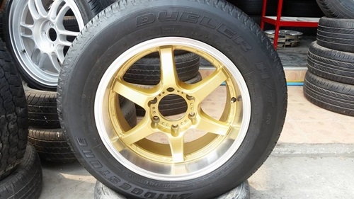 ขายล้อLENSO RTX 17 6รู กว้าง8 ET20ยาง225/65/17  4 ล้อ