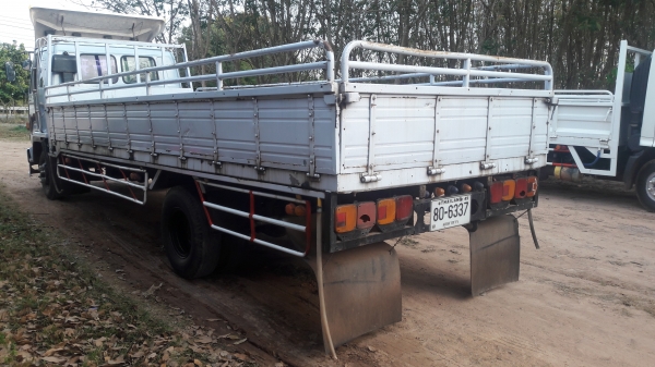 ขาย FRR32 เครื่อง 6HE1 195 เเรง ยาว 6.00 เมตร เครื่องดีครัซซีสวย