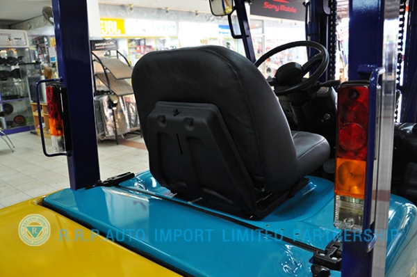 ขายรถโฟล์คลิฟท์มือสอง KOMATSU รุ่น FD30C-567007 ราคา xxx,xxx บาท