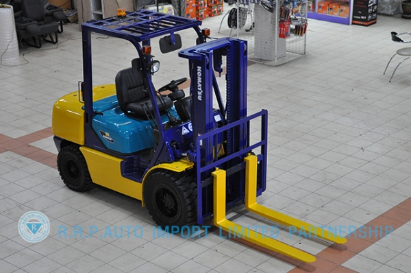 ขายรถโฟล์คลิฟท์มือสอง KOMATSU รุ่น FD30C-567007 ราคา xxx,xxx บาท