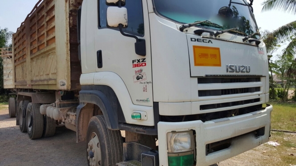 รถอีซูซุ 10 ล้อดั้ม FXZ 360 แรงม้า. ปี 52. , ( ขายแม่ , ลูก. ) , ( รถวิ่ง 33x,xxx กม. )      สนใจติดต่อ  081 - 6079515