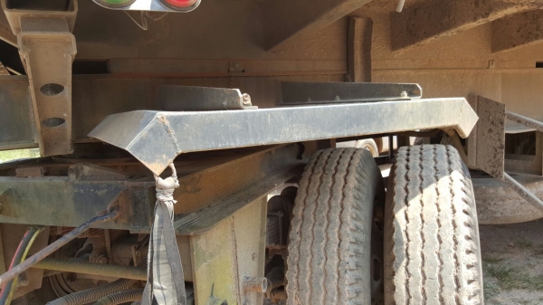 รถอีซูซุ 10 ล้อดั้ม FXZ 360 แรงม้า. ปี 52. , ( ขายแม่ , ลูก. ) , ( รถวิ่ง 33x,xxx กม. )      สนใจติดต่อ  081 - 6079515