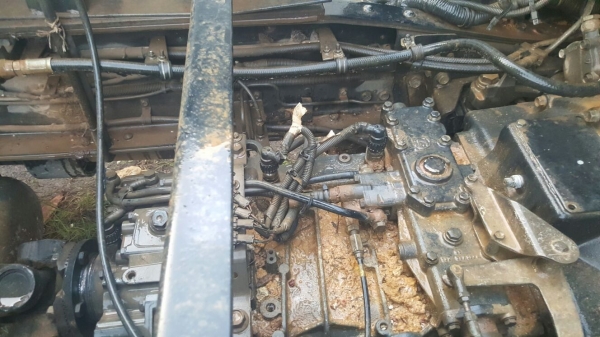 รถอีซูซุ 10 ล้อดั้ม FXZ 360 แรงม้า. ปี 52. , ( ขายแม่ , ลูก. ) , ( รถวิ่ง 33x,xxx กม. )      สนใจติดต่อ  081 - 6079515