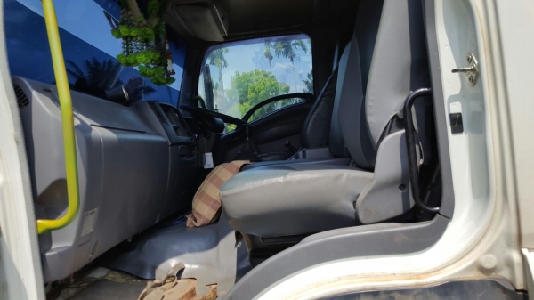 รถอีซูซุ 10 ล้อดั้ม FXZ 360 แรงม้า. ปี 52. , ( ขายแม่ , ลูก. ) , ( รถวิ่ง 33x,xxx กม. )      สนใจติดต่อ  081 - 6079515