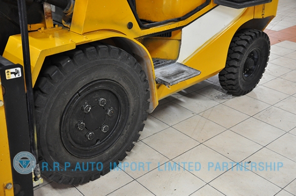 ขายรถโฟล์คลิฟท์มือสอง TCM รุ่น FD30T-38R85622 ราคา 365,000 สภาพเดิมจากญี่ปุ่น ไม่เคยใช้งานในประเทศไทย