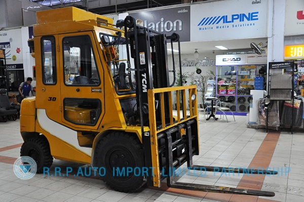 ขายรถโฟล์คลิฟท์มือสอง TCM รุ่น FD30T-38R85622 ราคา 365,000 สภาพเดิมจากญี่ปุ่น ไม่เคยใช้งานในประเทศไทย