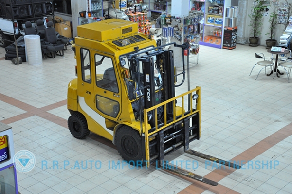 ขายรถโฟล์คลิฟท์มือสอง TCM รุ่น FD30T-38R85622 ราคา 365,000 สภาพเดิมจากญี่ปุ่น ไม่เคยใช้งานในประเทศไทย