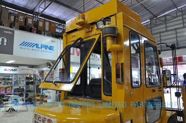 ขายรถโฟล์คลิฟท์มือสอง TCM รุ่น FD30T-38R85622 ราคา 365,000 สภาพเดิมจากญี่ปุ่น ไม่เคยใช้งานในประเทศไทย