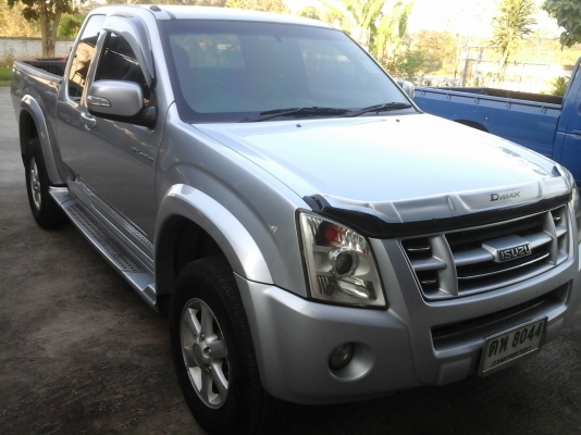 Isuzu d-max hilander มือเดียว ป้ายแดง