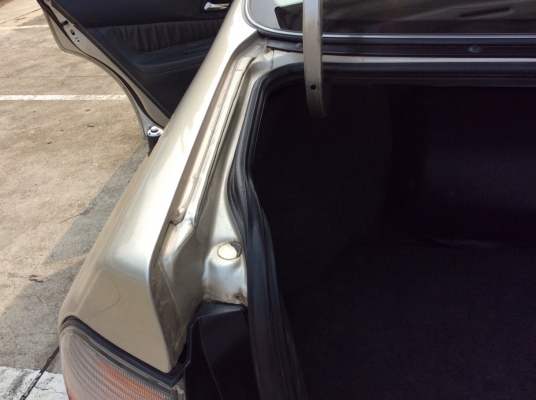 ขายรถ Honda accord 2.2 LXi ไฟท้าย 2ก้อน ปี96 เครื่องใหม่บล๊อกเดิม 2.2 เกียร์ธรรมดา (ไม่ต้องกลัวเกียร์พัง) ติดแก๊ส LPG ใช้ได้ 2ระบบ กระจกไฟฟ้าทั้งคัน ภายในสวยๆเบาะหนังสวยๆสะอาดแอร์เย็นหนาว ไมล์ใช้ได้หมด ตัวถังเดิมๆสีบางเดิมทั้งคันห้องเครื่องเดิมๆแม็ก15&amp