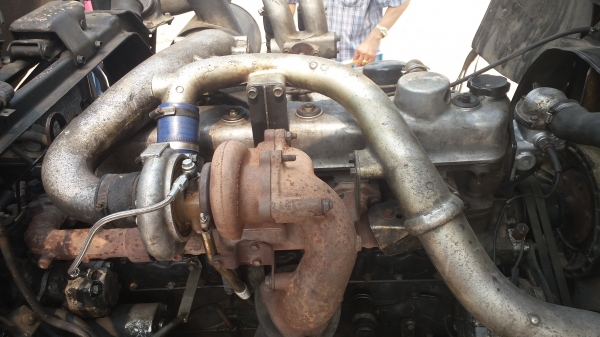 ขายรถ มิตซูบิชิ (ไอ้หลง) โบว์ วางเครื่อง 6D16 รถแท้งค์น้ำบรรทุกส่ากระทิงแดง ขายพร้อมแม่ลูก แม่2เพลา ลูก2คาน ราคา 750000 บาท ติดต่อ 0926527322