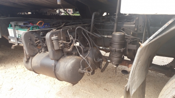 ขายรถ มิตซูบิชิ (ไอ้หลง) โบว์ วางเครื่อง 6D16 รถแท้งค์น้ำบรรทุกส่ากระทิงแดง ขายพร้อมแม่ลูก แม่2เพลา ลูก2คาน ราคา 750000 บาท ติดต่อ 0926527322