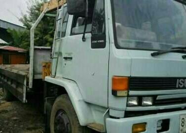 หกล้อ อีซูซุ FRR12L175เครน 3ตัน ช่วงยาว 5.50ม สภาพดีพร้อมใช้งาน ทะเบียนพร้อมโอน ราคา 465,000บ