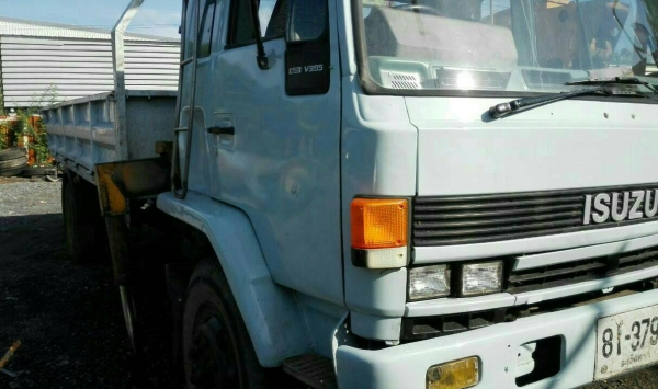 หกล้อ อีซูซุ FRR12L175เครน 3ตัน ช่วงยาว 5.50ม สภาพดีพร้อมใช้งาน ทะเบียนพร้อมโอน ราคา 465,000บ