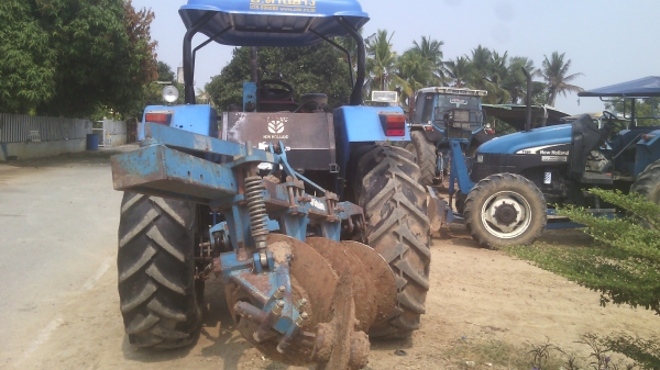 ขายรถไถFORD  NEWHOLLAND  รุ่นTS90  กรองเล็กรถปี02 เอกสารใบอินวอย