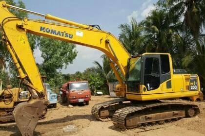 ขาย1,450,000รถแบคโฮKOMATSU PC200 รุ่น 8 ทำงาน 14,000 ชัวโมง ไฟฟ้าครบ   โช่หนา เอวแน่น เครื่องดี ปั้มดี เอกสารเล่มทะเบียน 090-772-3710 090-772-3708