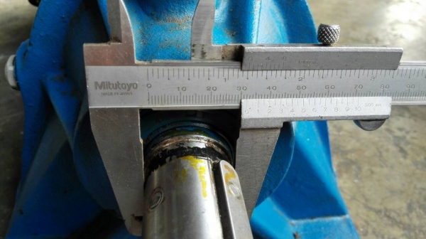 Sell>> มอเตอร์เกียร์ EVERLIN FUKUTA TAIWAN 2 HP. 380V. ทด 1:40 เพลาออก 36 RPM. สภาพใหม่ ใช้งานมาน้อย แน่นเงียบพร้อมเดินงาน.