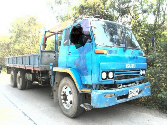 สิบล้อ อีซูซุ JCM เครือง 210แรง เพาเดียว เครน 3ตัน ช่วงยาว 7.20ม สภาพดีพร้อมใช้งาน ทะเบียนพร้อมโอน