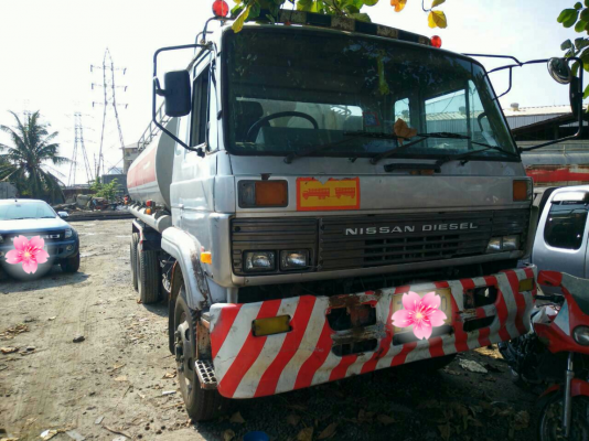 ขายรถบรรทุก 10 ล้อน้ำ NISSAN UD CWM430M 290 แรงม้า ถังบรรจุ 15000 ลิตร ราคา 850000