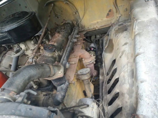 ขายรถบรรทุก 6 ล้อน้ำ ISUZU 145 แรงม้า บรรจุ 10000 ลิตร ราคา 350000