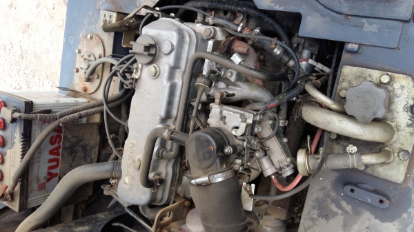 โฟร์ลกลิฟนิสสัน 2.5tonเบ็นซิล โฟร์ลกลิฟนิสสัน 2.5tonเบ็นซิล